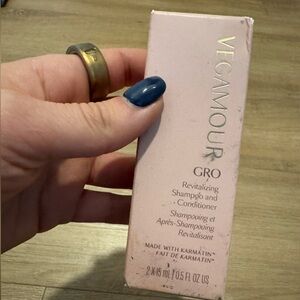 Vegamour GRO Revitalizing Shampoo and Conditioner - NWT